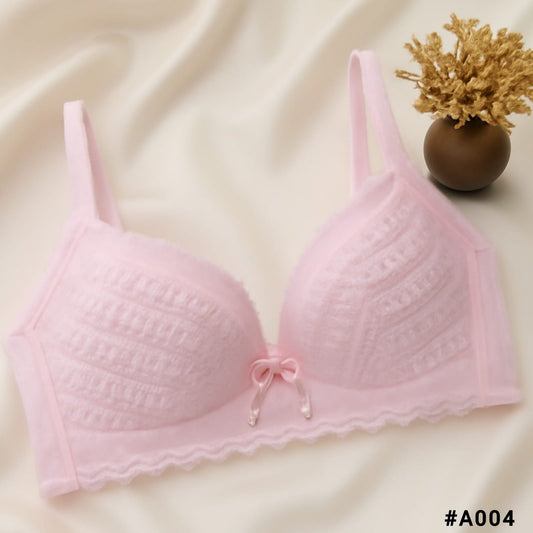 Elegant Lace Padded Bra – Comfort & Support