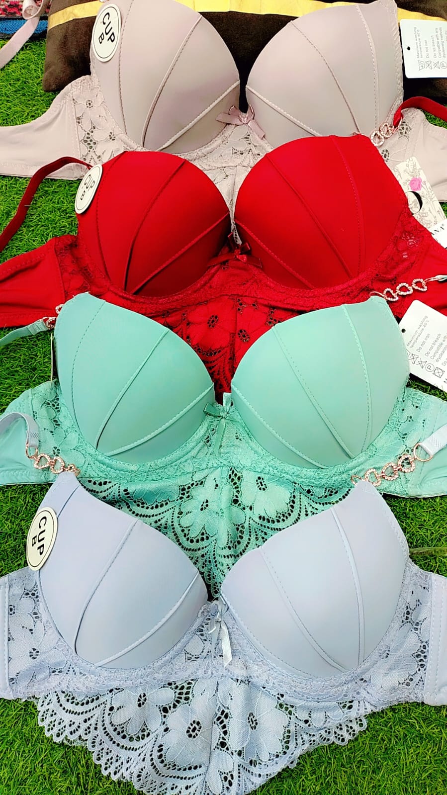 Fancy imported female deep v bra lace push up bra set